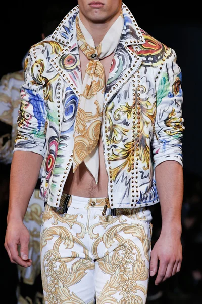Look 22